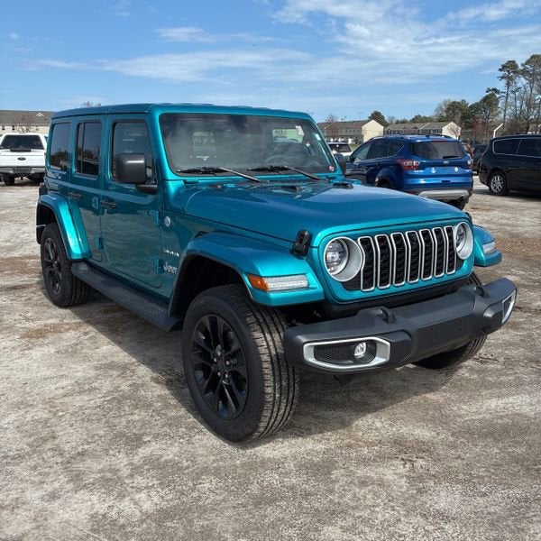 2024 Jeep Wrangler 4xe Sahara