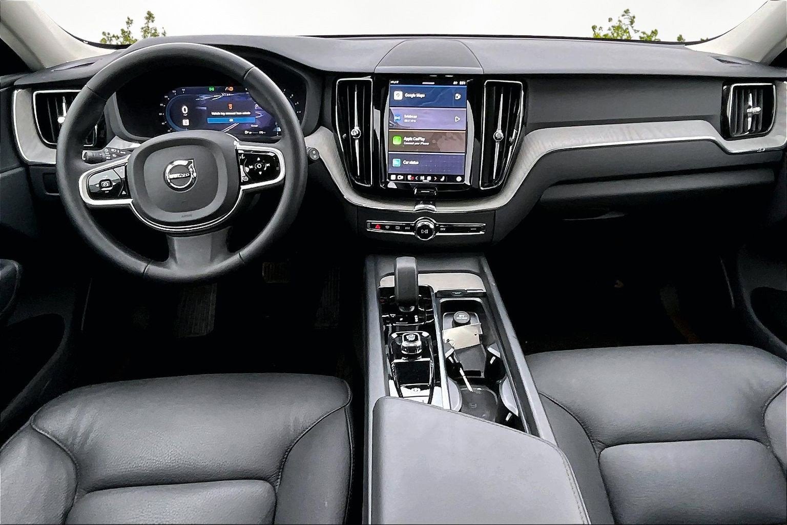 2025 Volvo XC60 Plus