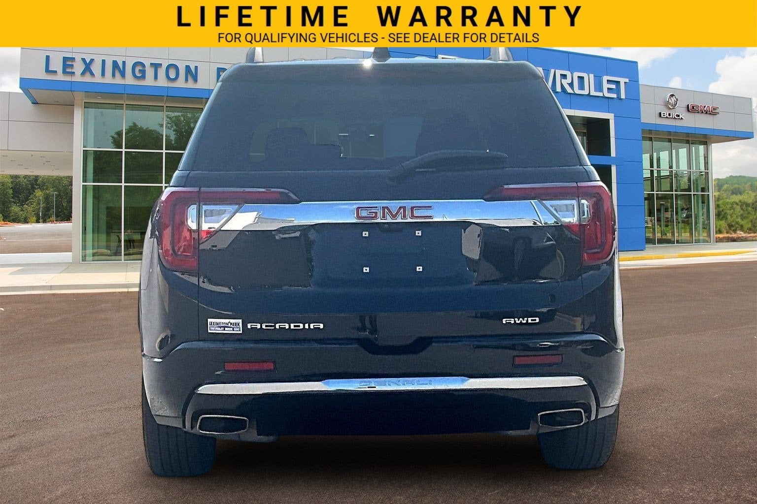 2023 GMC Acadia Denali