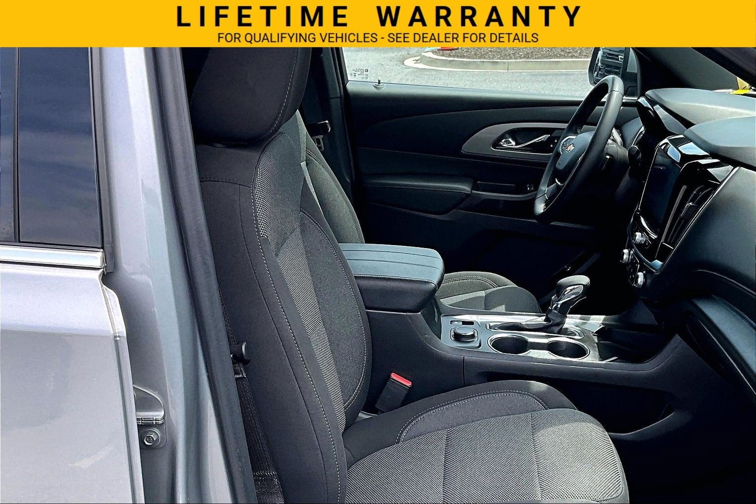 2024 Chevrolet Traverse Limited LT Cloth