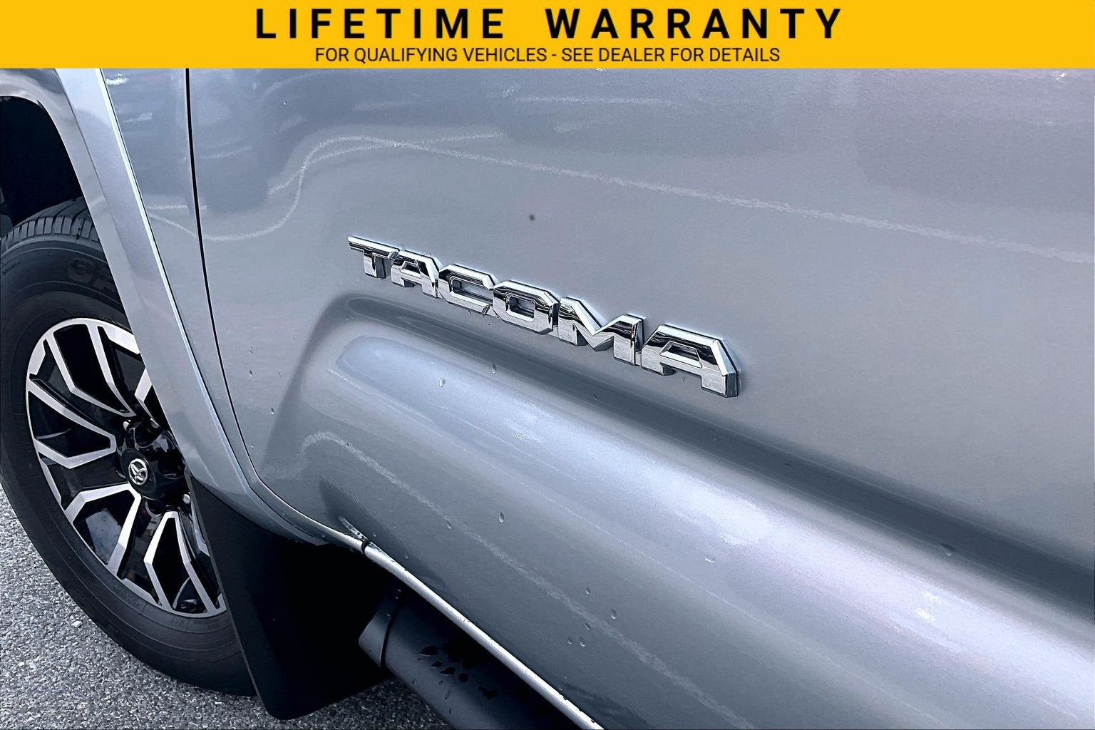 2022 Toyota Tacoma 4WD SR