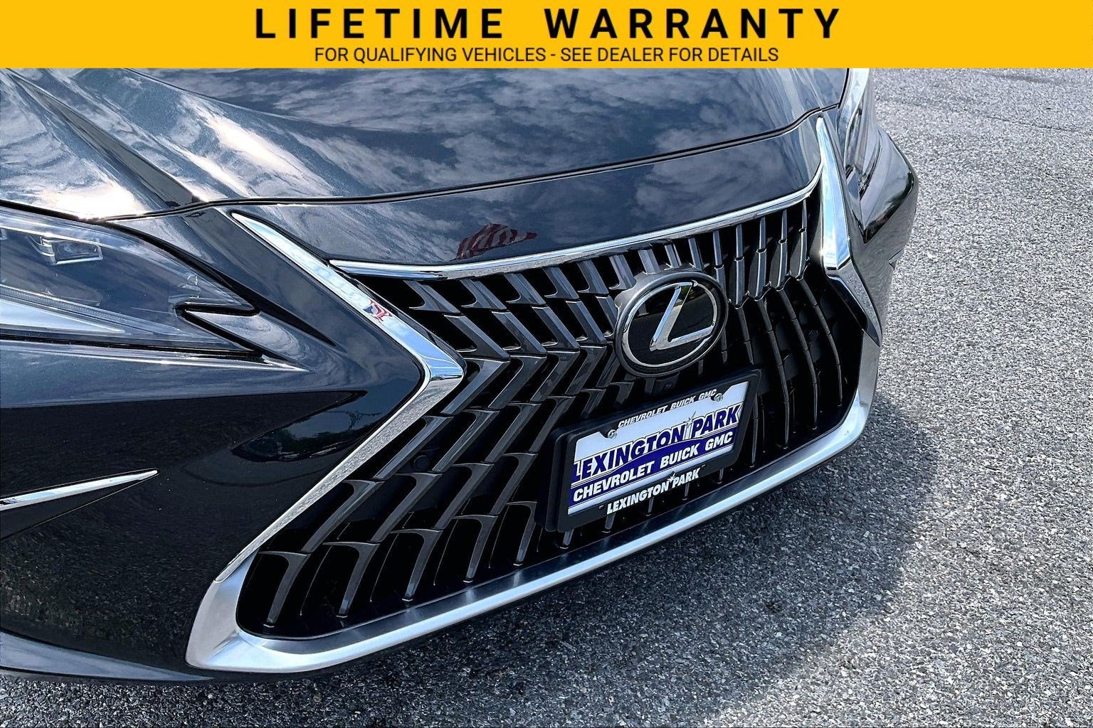 2024 Lexus ES ES 300h Ultra Luxury