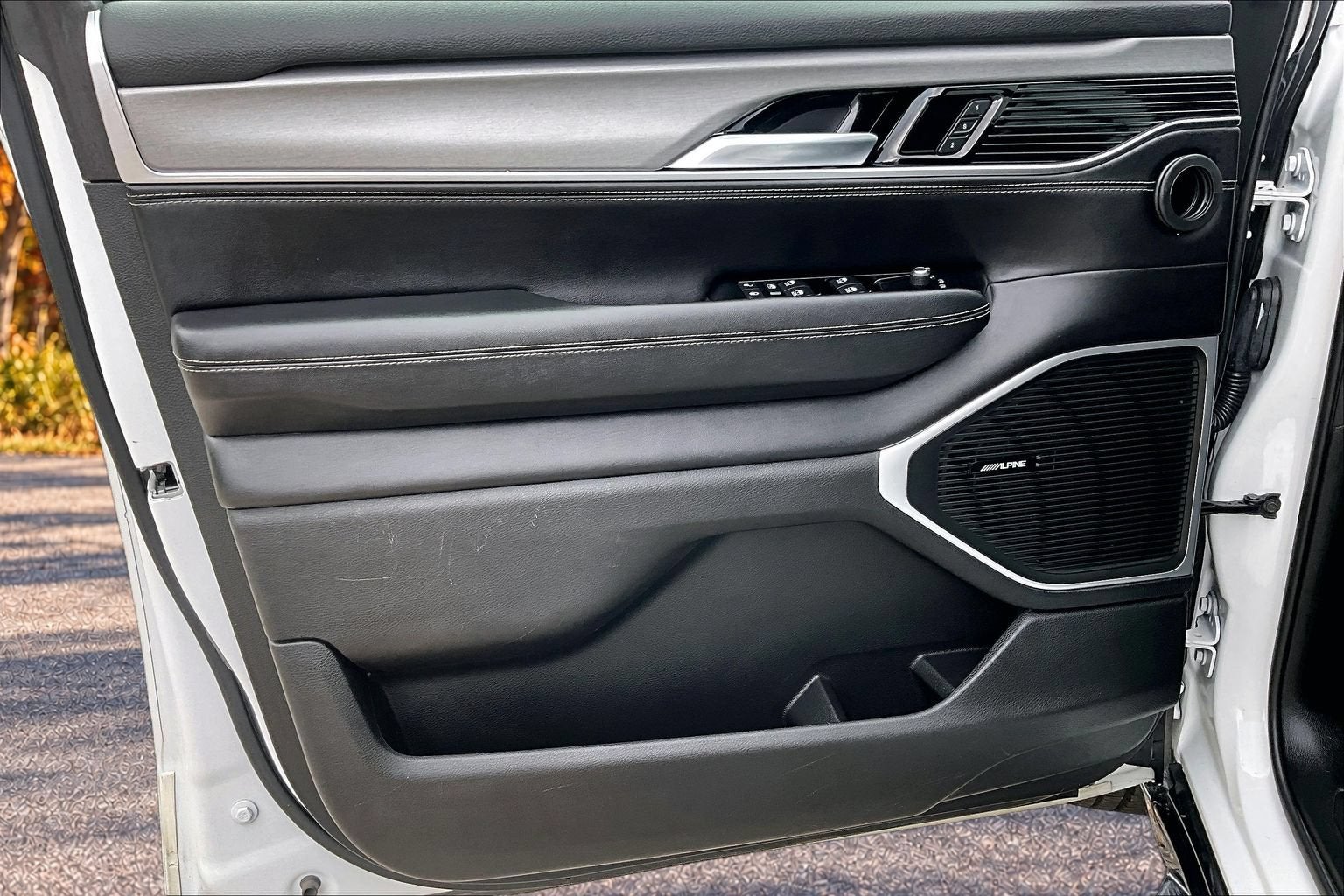 2023 Jeep Wagoneer Series II Carbide