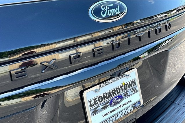 2023 Ford Expedition Max Limited STEALTH EDITION