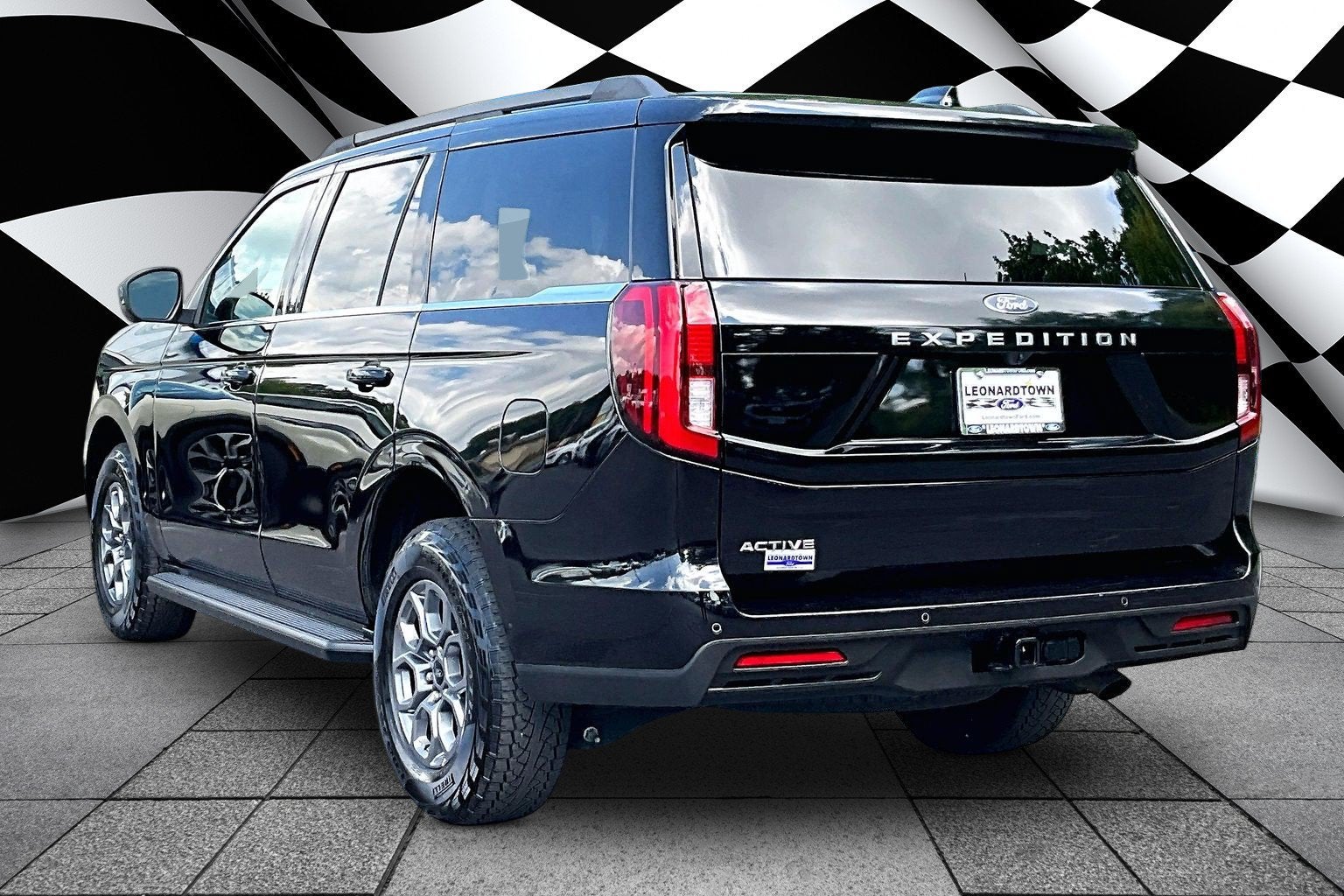 2025 Ford Expedition Active