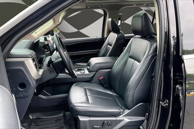 2023 Ford Expedition XLT BLACK EDITION PANO ROOF