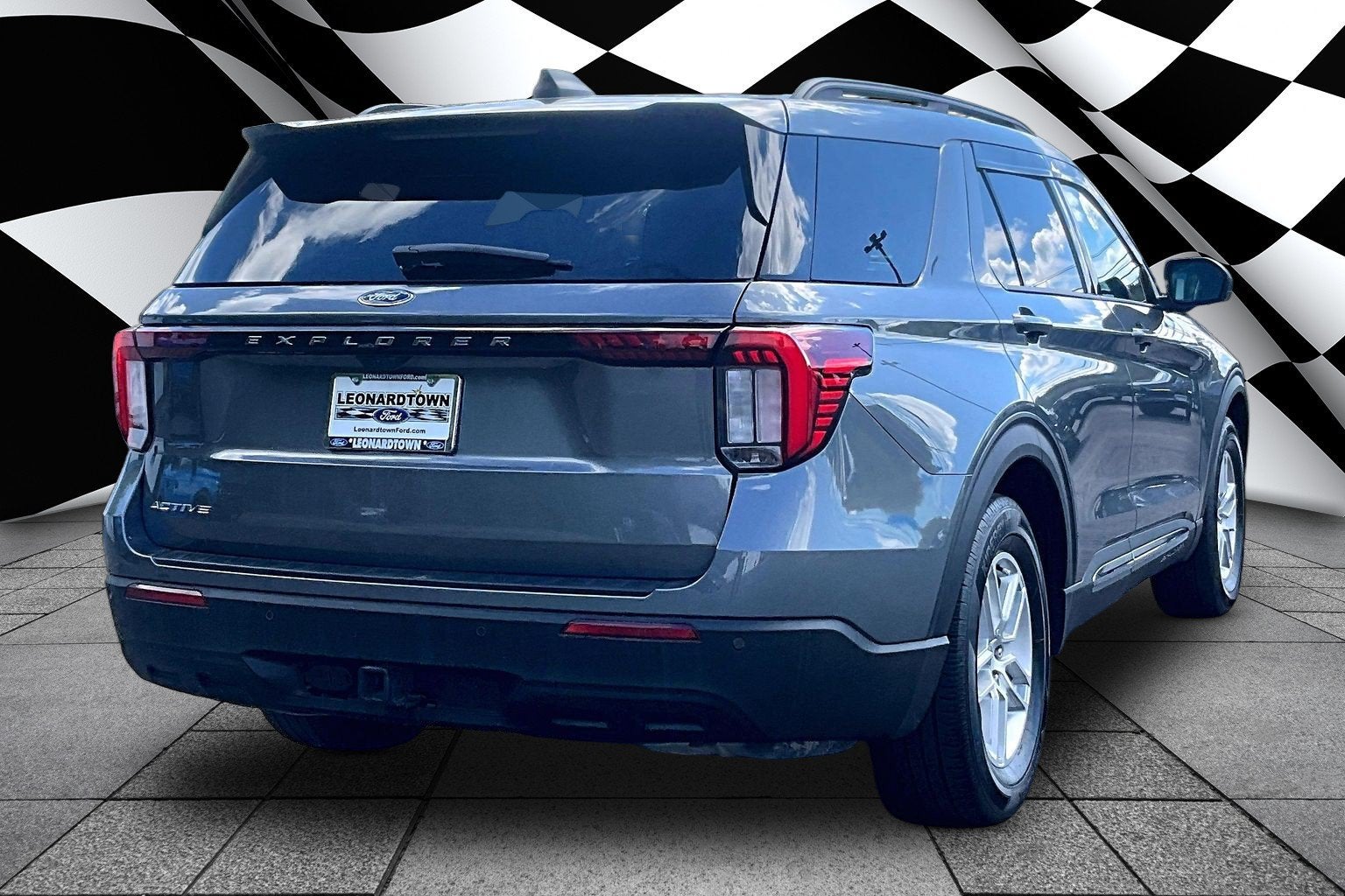 2025 Ford Explorer Active