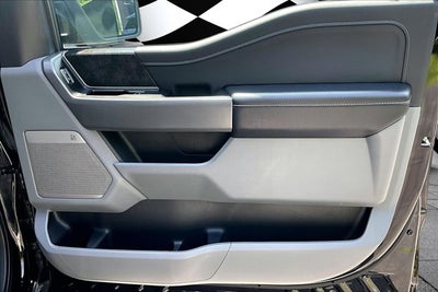 2024 Ford F-150 Lightning Flash