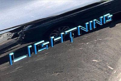 2024 Ford F-150 Lightning Flash