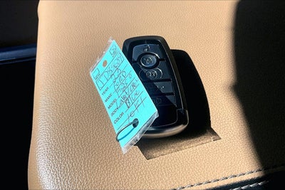 2023 Ford Super Duty F-250 SRW LARIAT