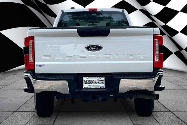 2023 Ford Super Duty F-350 SRW XL CREW LONG BED