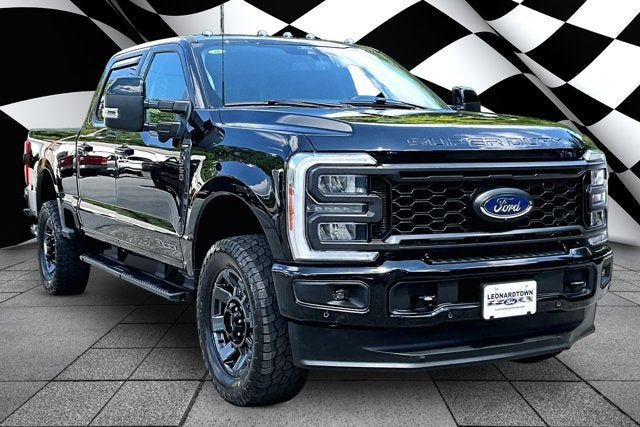 2024 Ford Super Duty F-350 SRW LARIAT