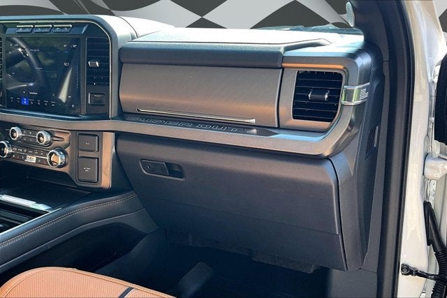 2024 Ford Super Duty F-350 SRW LARIAT