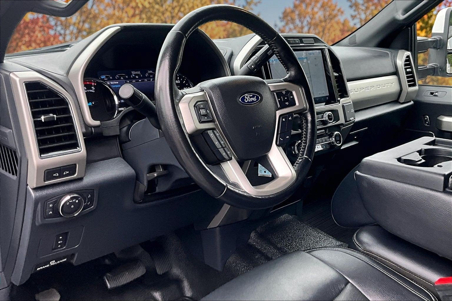 2022 Ford Super Duty F-350 SRW LARIAT
