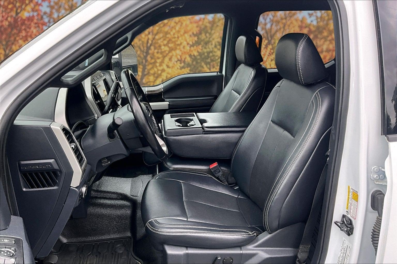 2022 Ford Super Duty F-350 SRW LARIAT