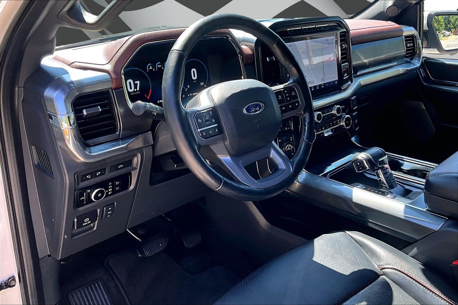 2023 Ford F-150 LARIAT SPORT