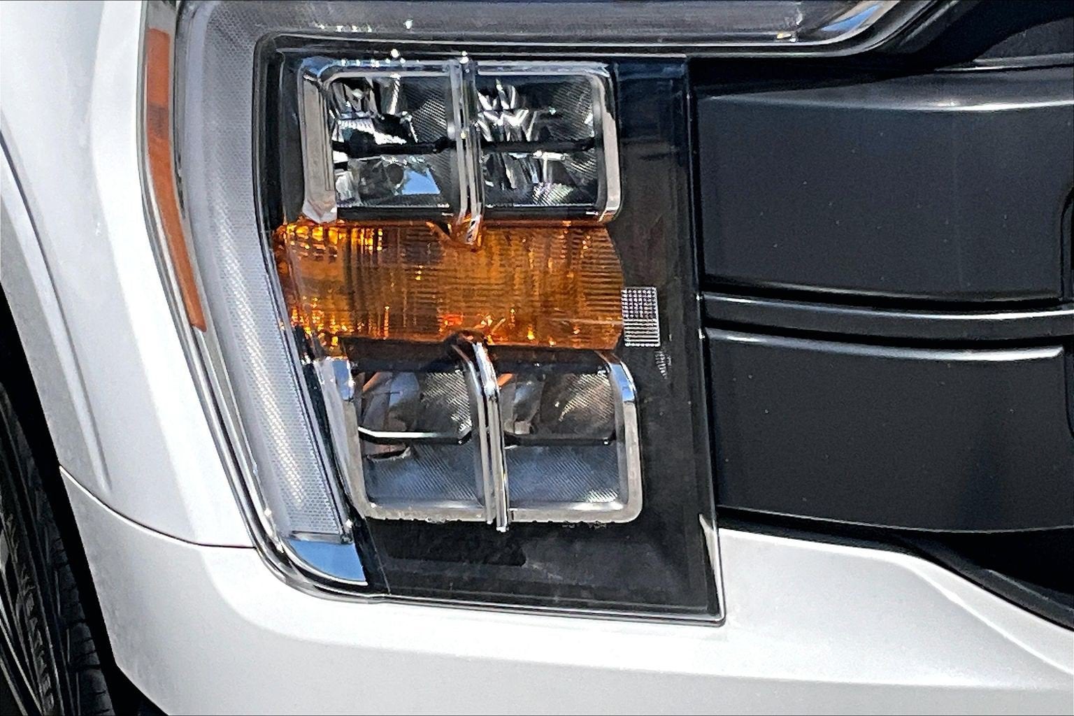 2023 Ford F-150 LARIAT SPORT