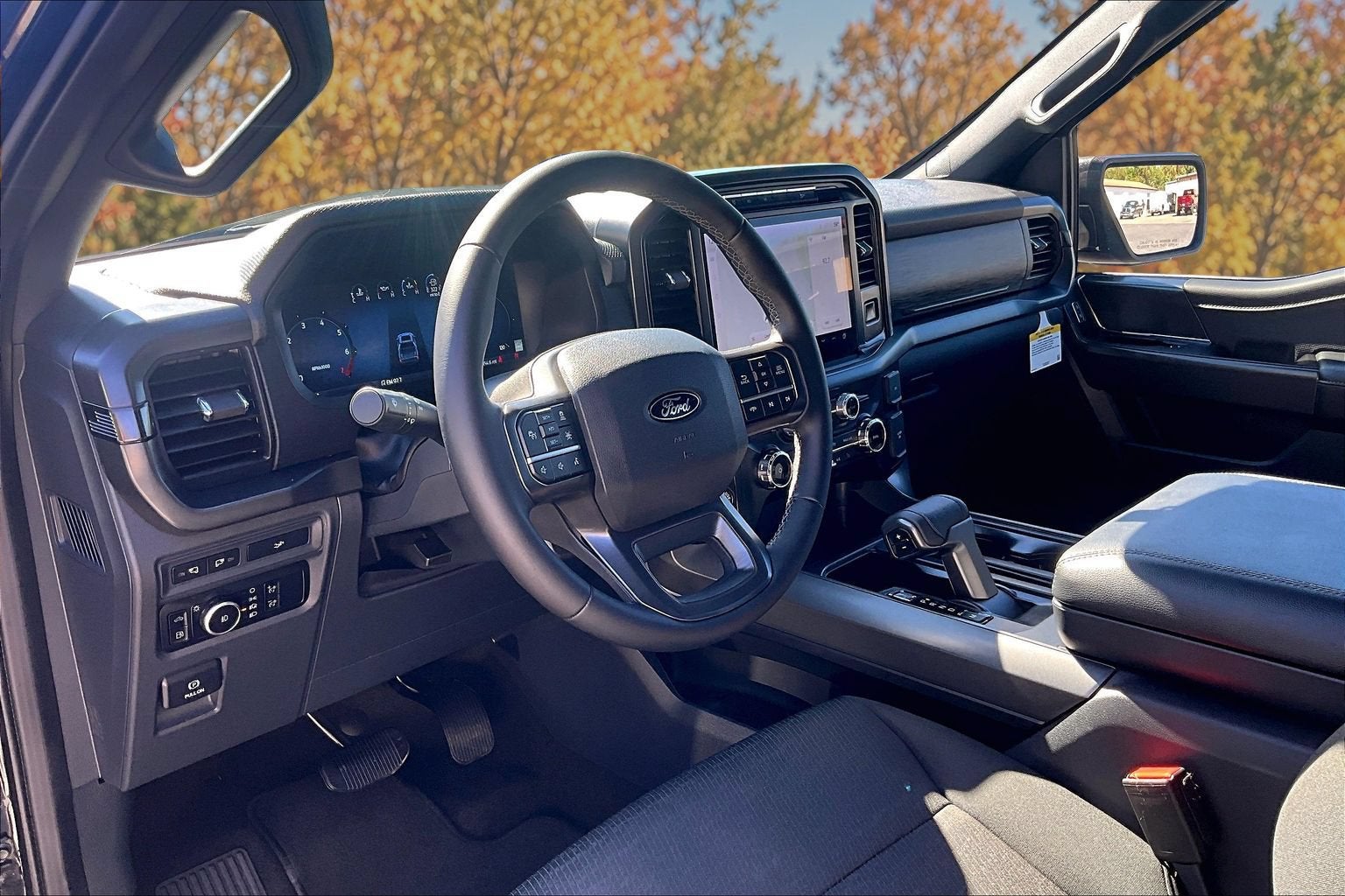 2024 Ford F-150 XLT BLACK PACKAGE