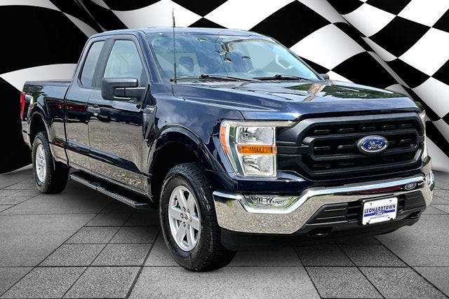 2022 Ford F-150 4WD V8