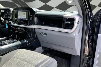 2022 Ford F-150 4WD V8