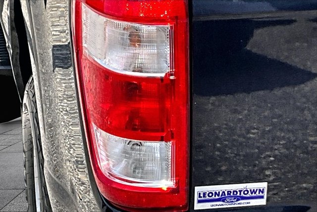 2022 Ford F-150 4WD V8
