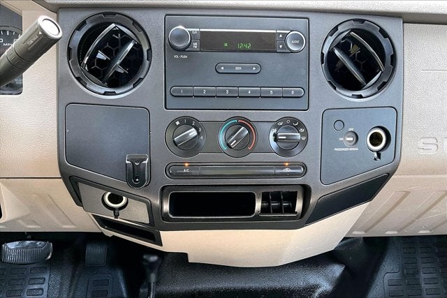 2010 Ford Super Duty F-250 SRW XL