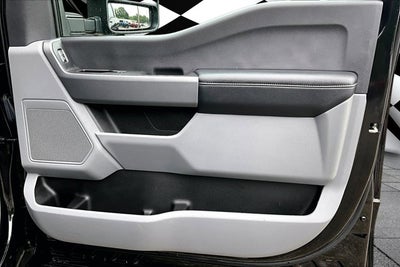 2023 Ford Super Duty F-450 DRW XLT
