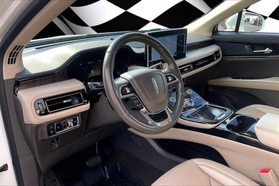 2022 Lincoln Nautilus Reserve