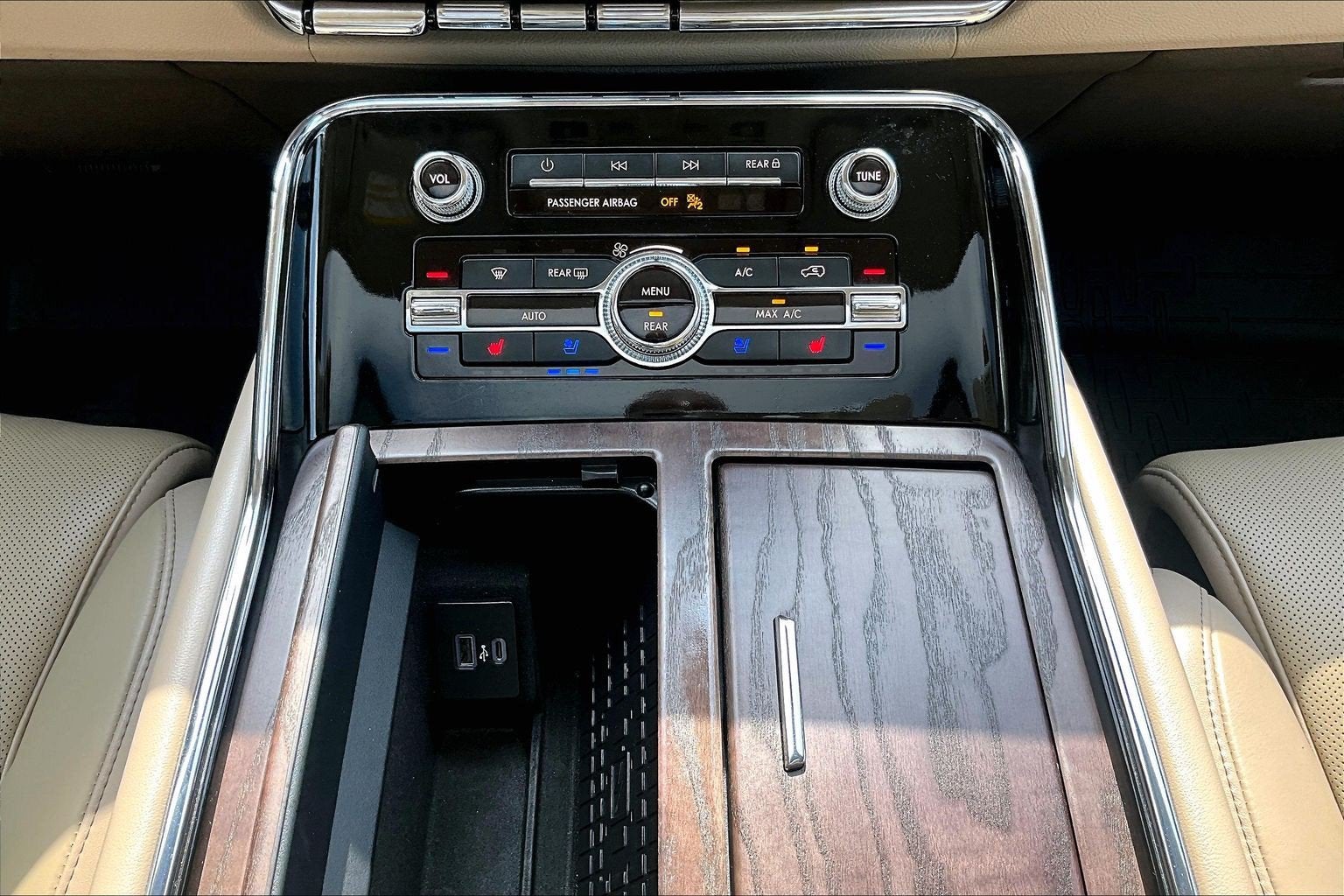 2023 Lincoln Navigator L Reserve