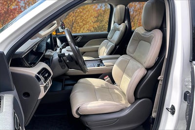 2023 Lincoln Navigator L Reserve