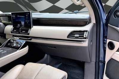 2023 Lincoln Navigator L Reserve REAR ENTERTAINMENT