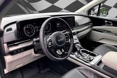2024 Kia Carnival EX