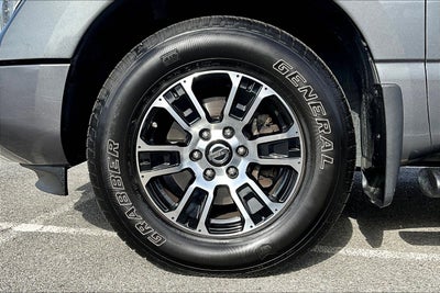 2020 Nissan Titan SV