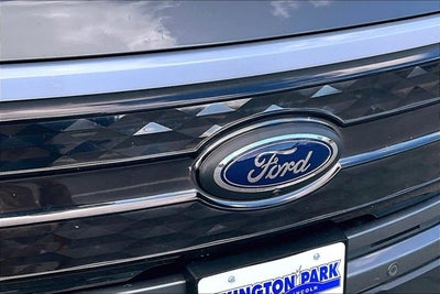 2023 Ford F-150 Lightning Pro