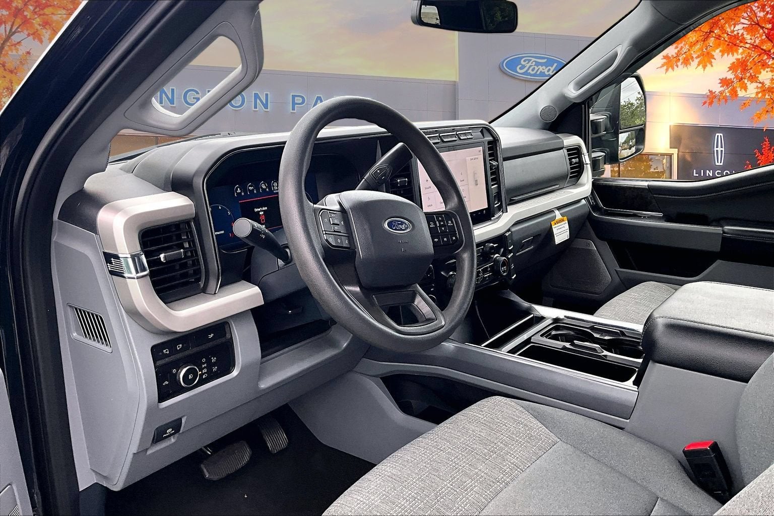 2024 Ford Super Duty F-350 SRW XLT