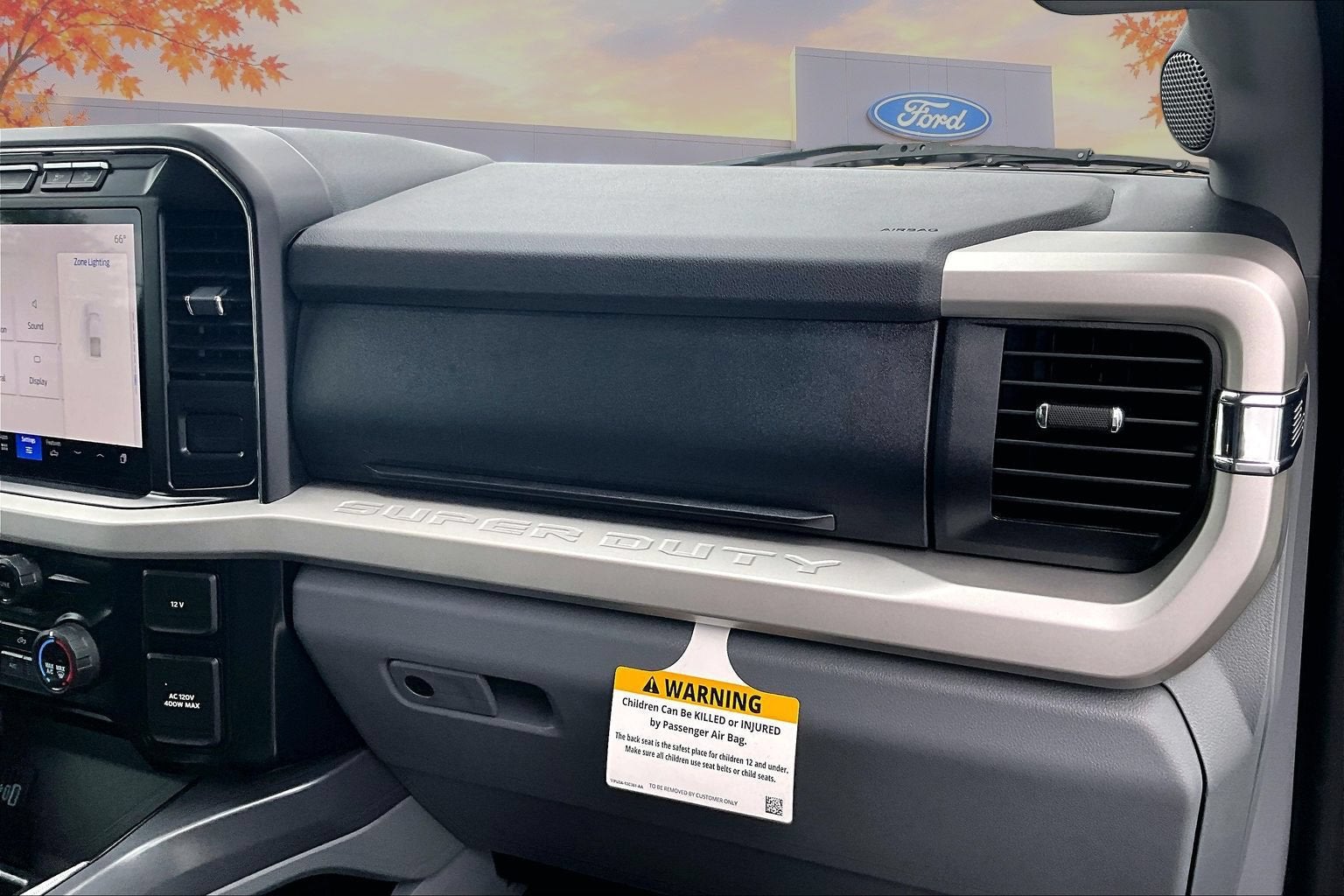 2024 Ford Super Duty F-350 SRW XLT