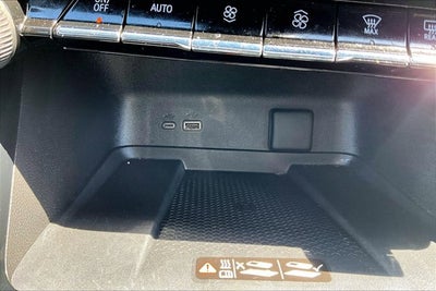 2025 Chevrolet Traverse AWD LT