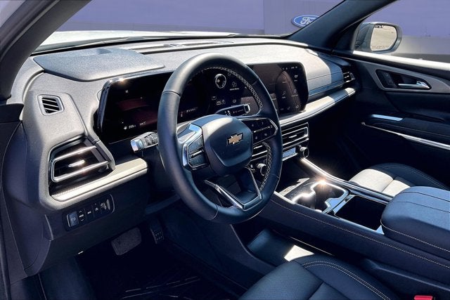 2025 Chevrolet Traverse AWD LT