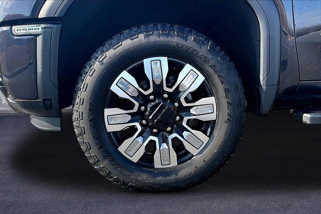 2024 GMC Sierra 2500HD Denali