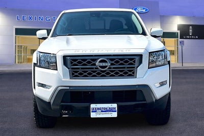 2024 Nissan Frontier SV