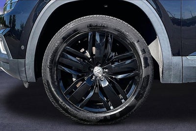 2018 Volkswagen Atlas 3.6L V6 SEL Premium