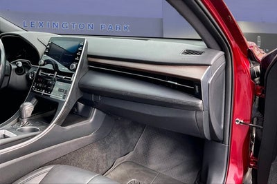 2019 Toyota Avalon XLE