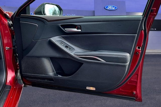 2019 Toyota Avalon XLE