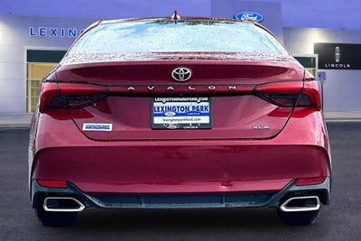 2019 Toyota Avalon XLE