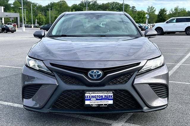 2020 Toyota Camry Hybrid SE
