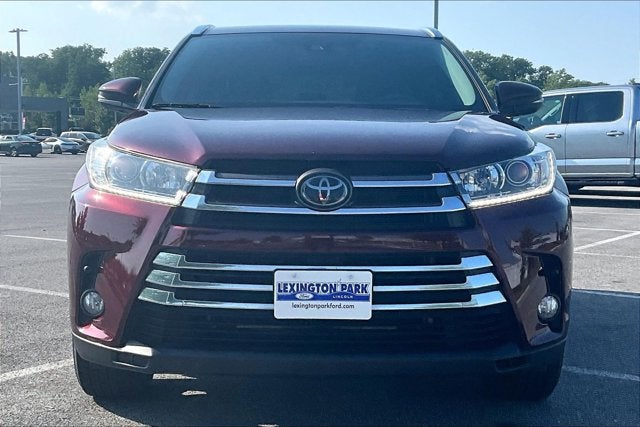 2018 Toyota Highlander Base