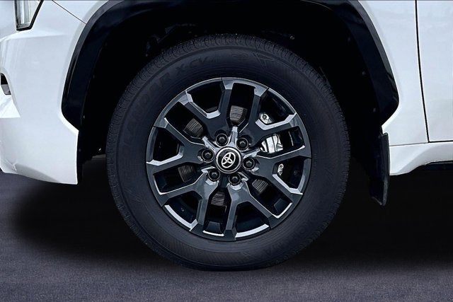 2025 Toyota Sequoia Base