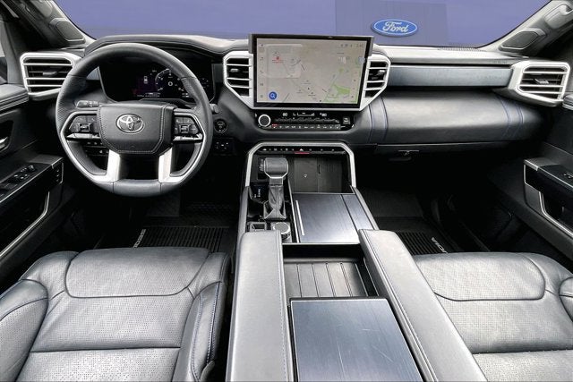 2025 Toyota Sequoia Base