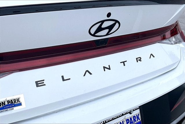 2025 Hyundai Elantra SEL Convenience