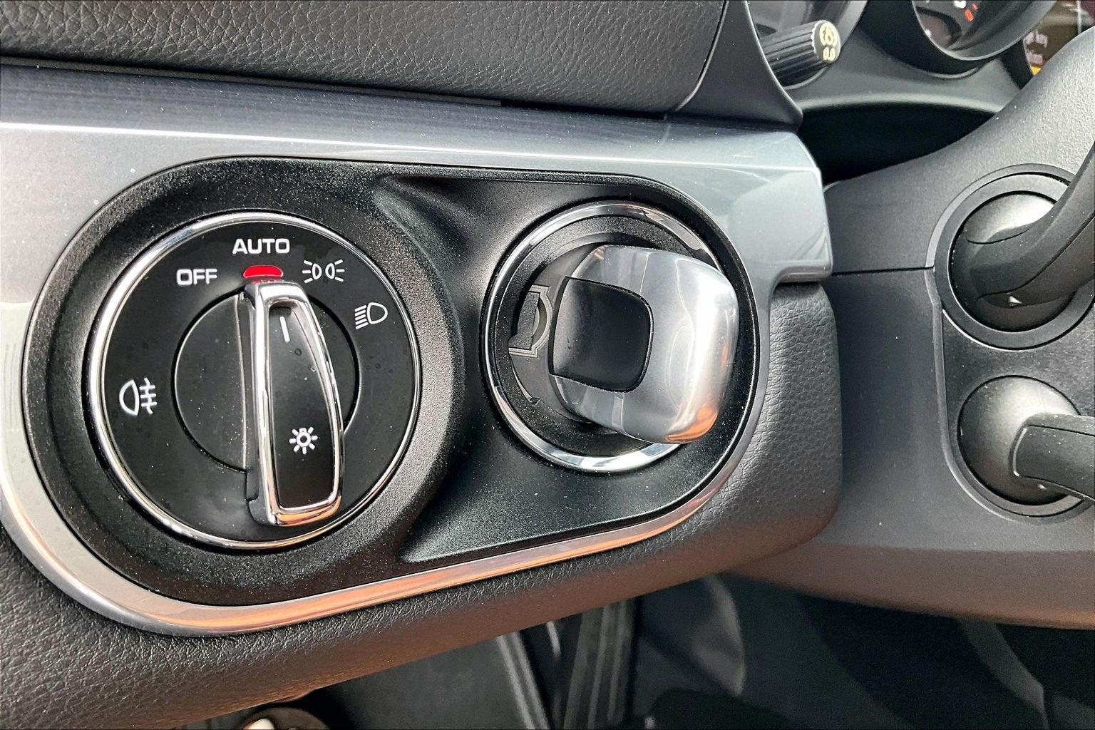 2018 Porsche 718 Cayman Base